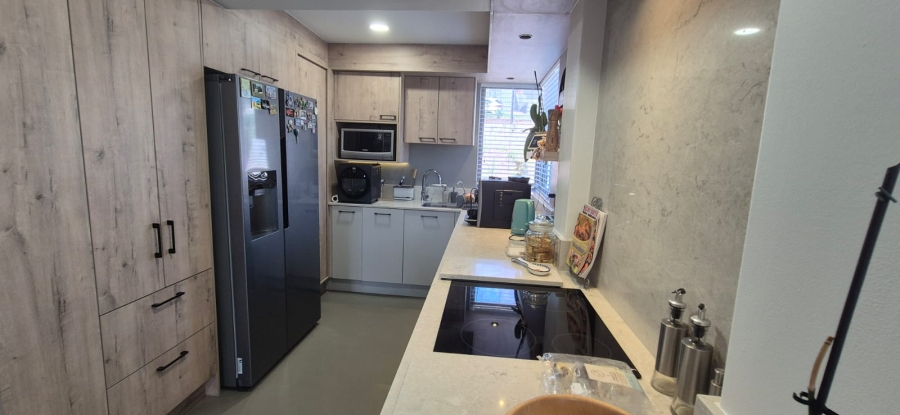 2 Bedroom Property for Sale in Island View Western Cape